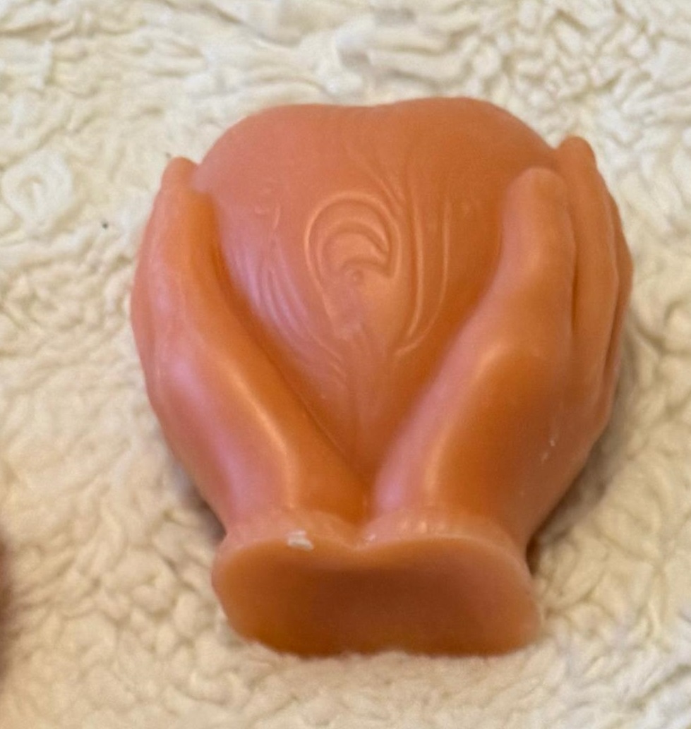 Hand-Held Hearts: Wax Amulets - Image 2
